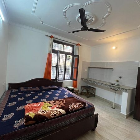 Anjali Home Stay Risikés Kültér fotó