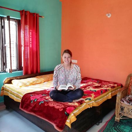 Anjali Home Stay Risikés Kültér fotó