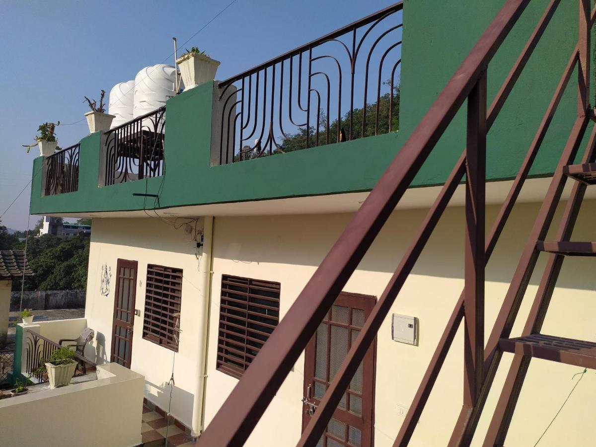 Anjali Home Stay Risikés Kültér fotó