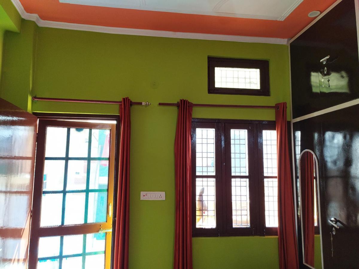 Anjali Home Stay Risikés Kültér fotó