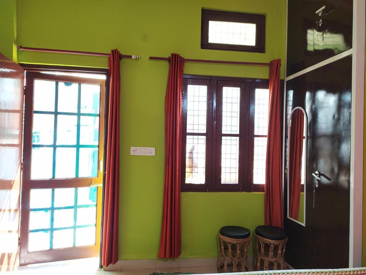 Anjali Home Stay Risikés Kültér fotó