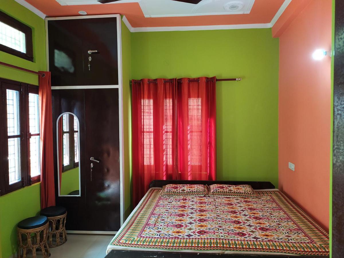 Anjali Home Stay Risikés Kültér fotó