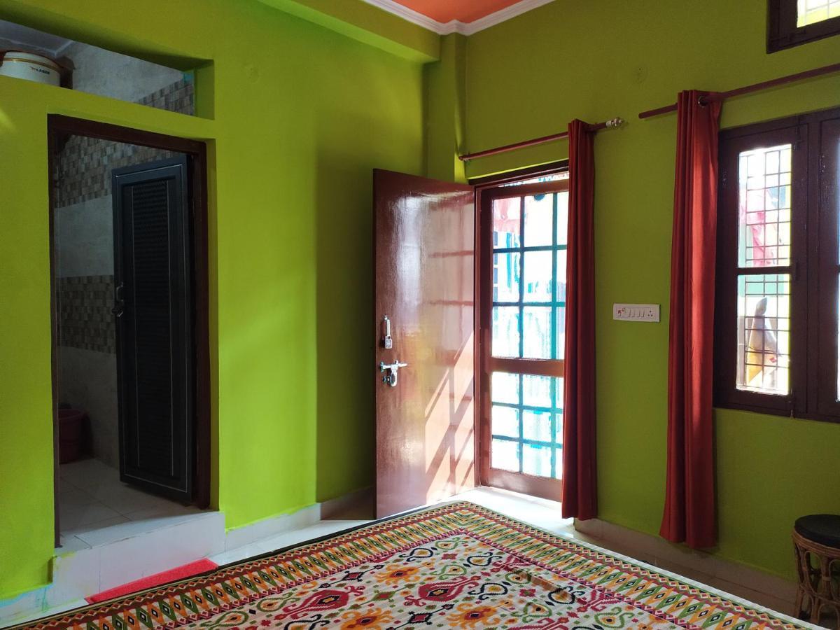 Anjali Home Stay Risikés Kültér fotó