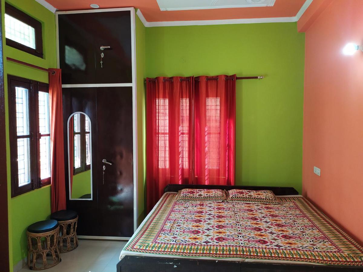 Anjali Home Stay Risikés Kültér fotó