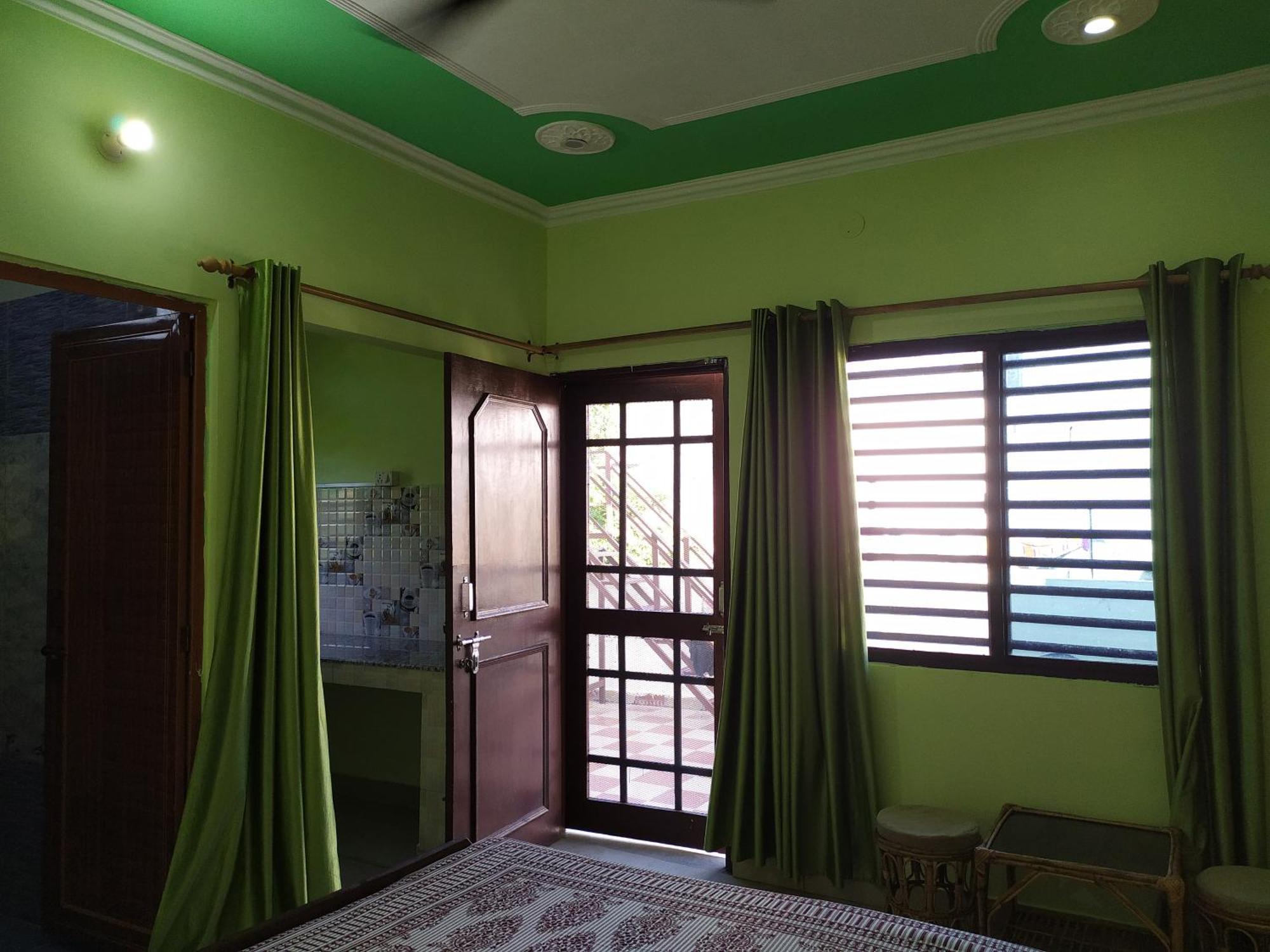 Anjali Home Stay Risikés Szoba fotó