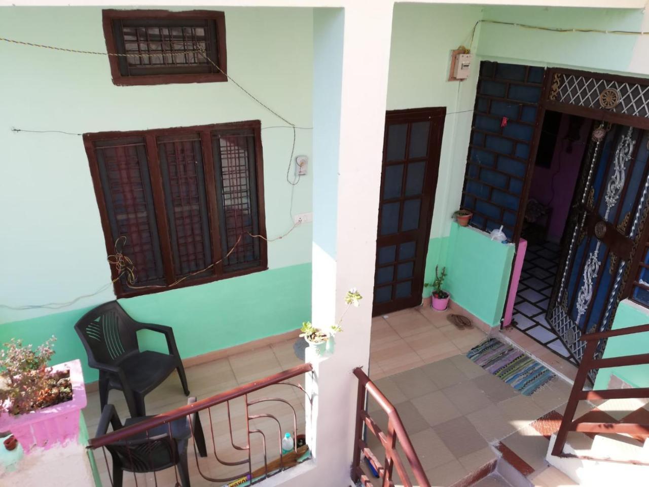 Anjali Home Stay Risikés Kültér fotó