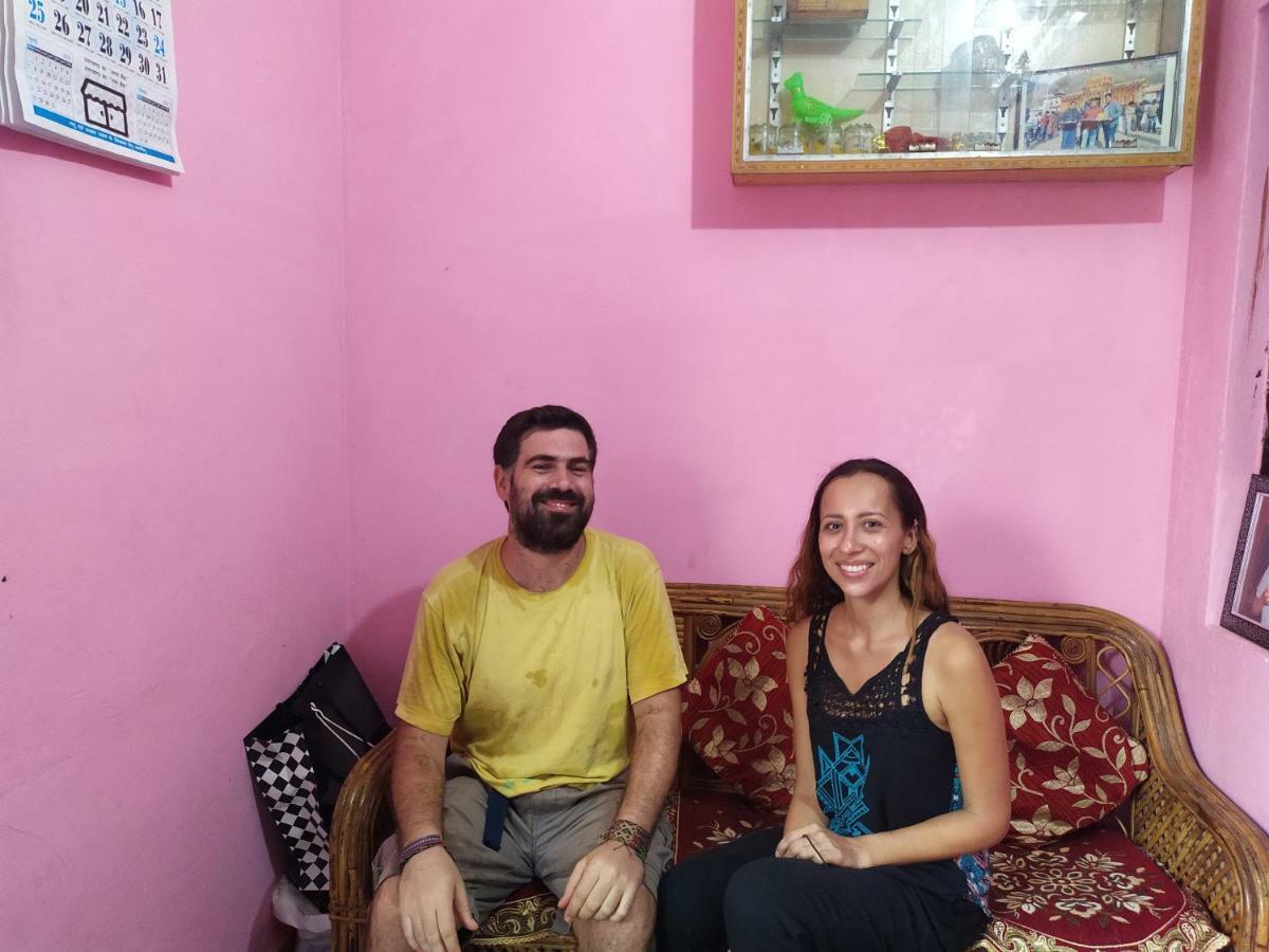Anjali Home Stay Risikés Kültér fotó