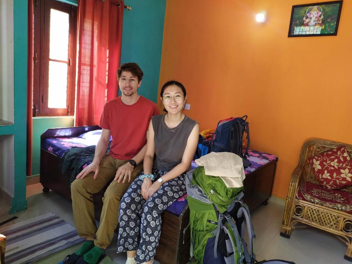 Anjali Home Stay Risikés Kültér fotó