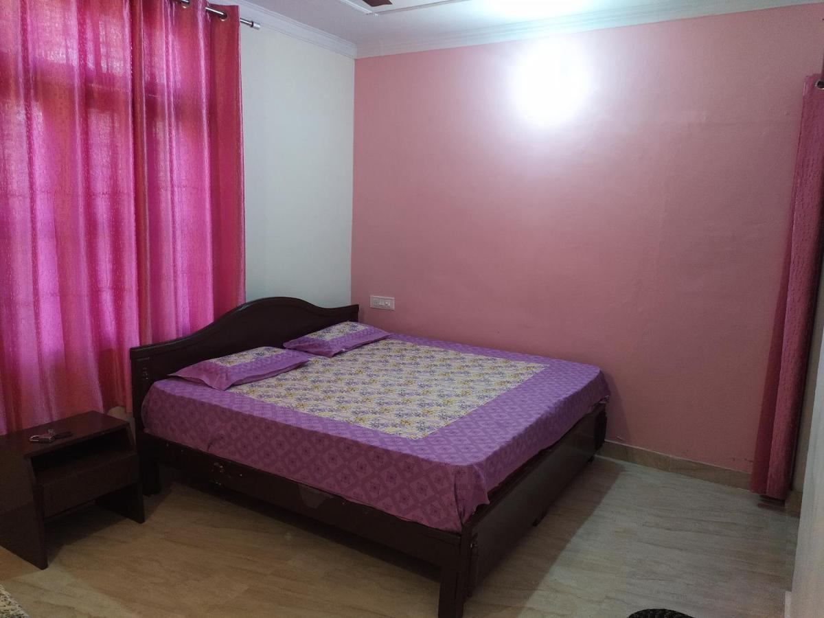 Anjali Home Stay Risikés Kültér fotó